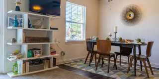 Hamilton Square Gallery 6