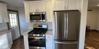 502 East Homer Street Gallery 6