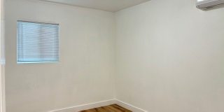 3912 Maple Gallery 13