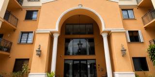 9340 Fontainebleau Boulevard Gallery 13