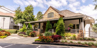 Highland Square Gallery 29