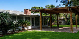 240 NE Yacht Club Drive Gallery 7