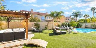 Luxury Living in Guard-Gated Royal Highlands! Gallery 36