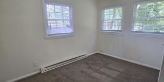 1025 Bradley Ln Gallery 15