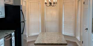 3/2/2 REMODELED BATHROOMS!  Beautiful! Gallery 23