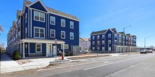 Brand New Townhomes in the heart of Longmont! 2BD/2.5BA+ Bonus Room! Available March 20th! Gallery 93