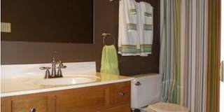 Room in 3 Bedroom Home at McGoogan Ln Gallery 14