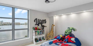 19195 NE 36th Ct Gallery 15