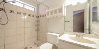 102 W Concorda Drive Gallery 17