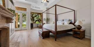 Lake Travis Waterfront Retreat – For Lease Gallery 21