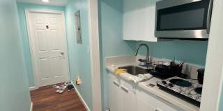 Renovated 3 UNITS right next to UH Manoa dormitory!! Gallery 18