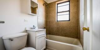 6400 S. Rockwell Street Apartments Gallery 2