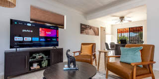 Cool Central Pool Home Gallery 4