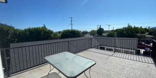 4BD/2BA w/ Rooftop Deck! Gallery 1