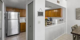 2100 W LEMON TREE Place Gallery 10