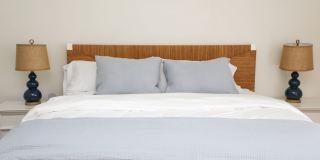 ***OLD NAPLES ***NEW PICTURES TO COME***FULLY FURNISHED RENTAL***WALK TO THE BEACH*** Gallery 31