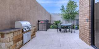 The Enclave at 1550 Gallery 6