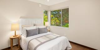 3bd/3ba Seattle Townhome Gallery 16