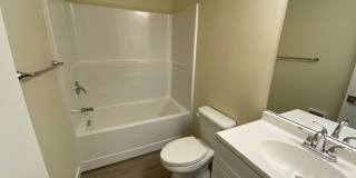 RENT SPECIAL! $1000 OFF OF FIRST MONTH! 5 Bed 3 Bath Home near WWU! Gallery 17