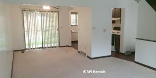 Shaler 2 Bedroom Townhouse Gallery 1