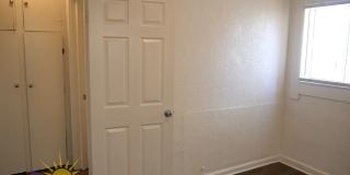 Cozy 2 Bed 1 Bath 728qft single family home in Oak Park Gallery 16