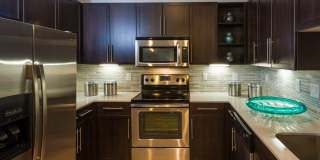 Pearl Greenway Gallery 30