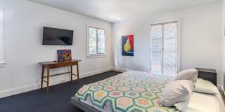 111 W Charlton St Gallery 21