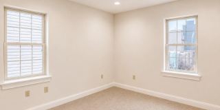 2542 W GIRARD Avenue Gallery 12