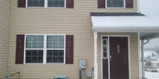 3 Bedroom 2.5 Bath Townhome in Waynesboro PA Gallery 1