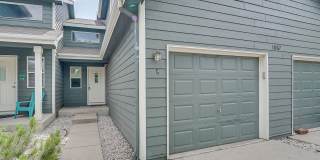 Spacious 3 Bed, 3 1/2 Bath Townhome in Northwest Fort Collins! Gallery 1