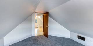 $500 OFF Special - Beautiful 4 Bed/1 Bath Home in Astoria Gallery 41