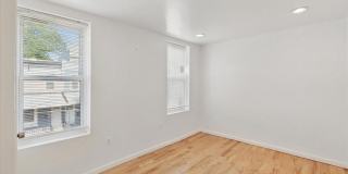 Updated 2BR Townhome with Dual Ensuite Baths, Hardwood Floors & Private Patio in Grays Ferry Gallery 6