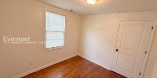 506 Alpha Street South Gallery 10