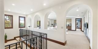 16 Shore Walk Gallery 54