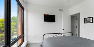 Luxury 3 Story Condo in Exclusive Titletown District Gallery 49