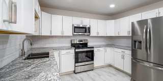 1017 E. West Circle Dr. 1017 E. West Circle Dr. Gallery 11