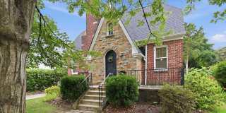 This is a rare opportunity to enjoy a centrally located Arlington home that combines accessibility, lifestyle, and comfort—perfect for those seeking a dynamic and convenient Northern Virginia living experience. Gallery 1