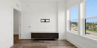 44824 TIVERTON SQ Gallery 29