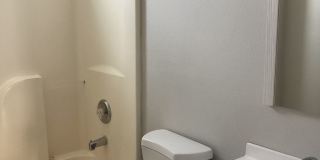 Newly Remodeled 3 Bedroom House in Belgrade Gallery 1