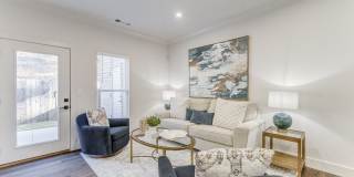 77 Chateau Drive Gallery 30