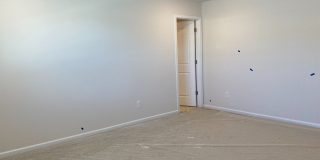 Room in 4 Bedroom Home at Planters Trace Ln Gallery 31