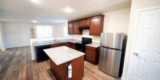 Stylish Move-In Ready Home in Rosillo Ranch, San Antonio, TX - Realtor Commission: $400 Gallery 15