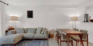 123 Southwest 17th Road Gallery 3