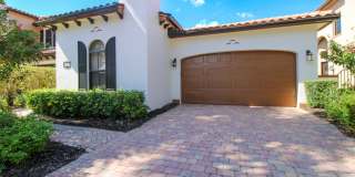 ***LOVELY HEATED POOL HOME WITH PLAYER'S CLUB TRANSFER IN LELY RESORT FOR ADDITIONAL FEE*** Gallery 1
