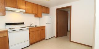 654 West Adams Street Gallery 6