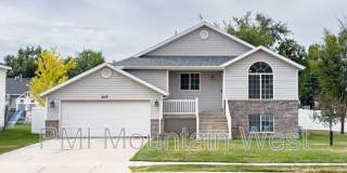 2419 W 1850 N Gallery 1