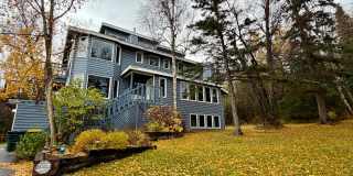 Multi-generational living space with VIEWS in Southpark! Gallery 1