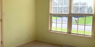 CONTRACT PENDING!! Lovely single family, brick rancher home with 3 beds/2.5 baths!! Gallery 26