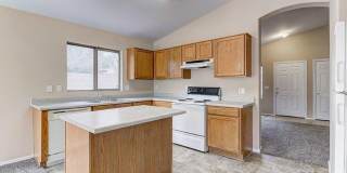 Nice 3 bedroom 2 bath home! Gallery 12