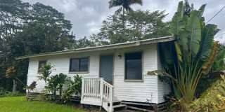 Cozy 3BR Home with Large Yard Gallery 1